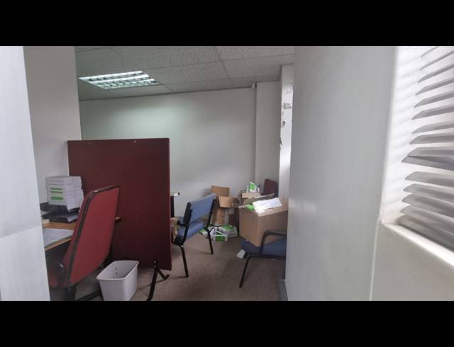 107M² OFFICE FOR SALE IN NELSPRUIT CENTRAL